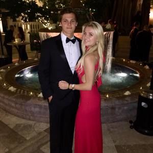 Meet your Posher, Brooke